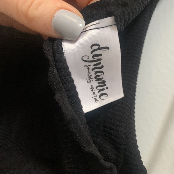 Adorable Ribbed Off the Shoulder Cropped Top - Picture 4 of 4